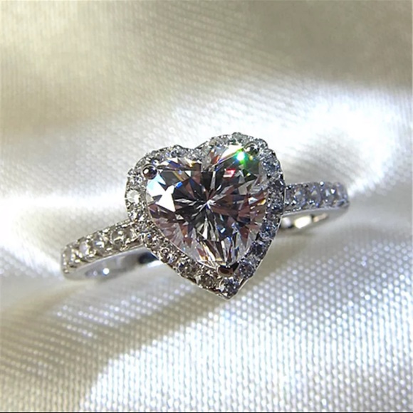 HeartRing S925Silver CubicZirconiaStoneElegantRing - Picture 2 of 8